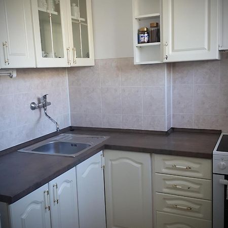 Harmony Hall Apartments Hradec Kralove Exterior foto