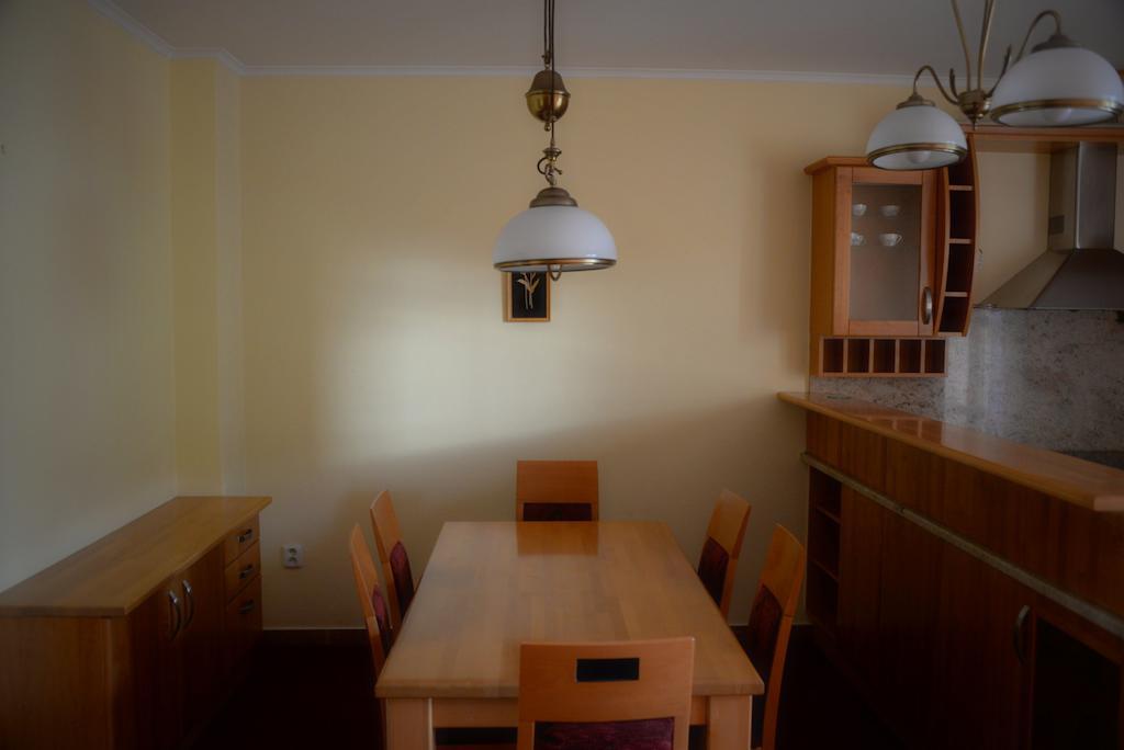 Harmony Hall Apartments Hradec Kralove Exterior foto